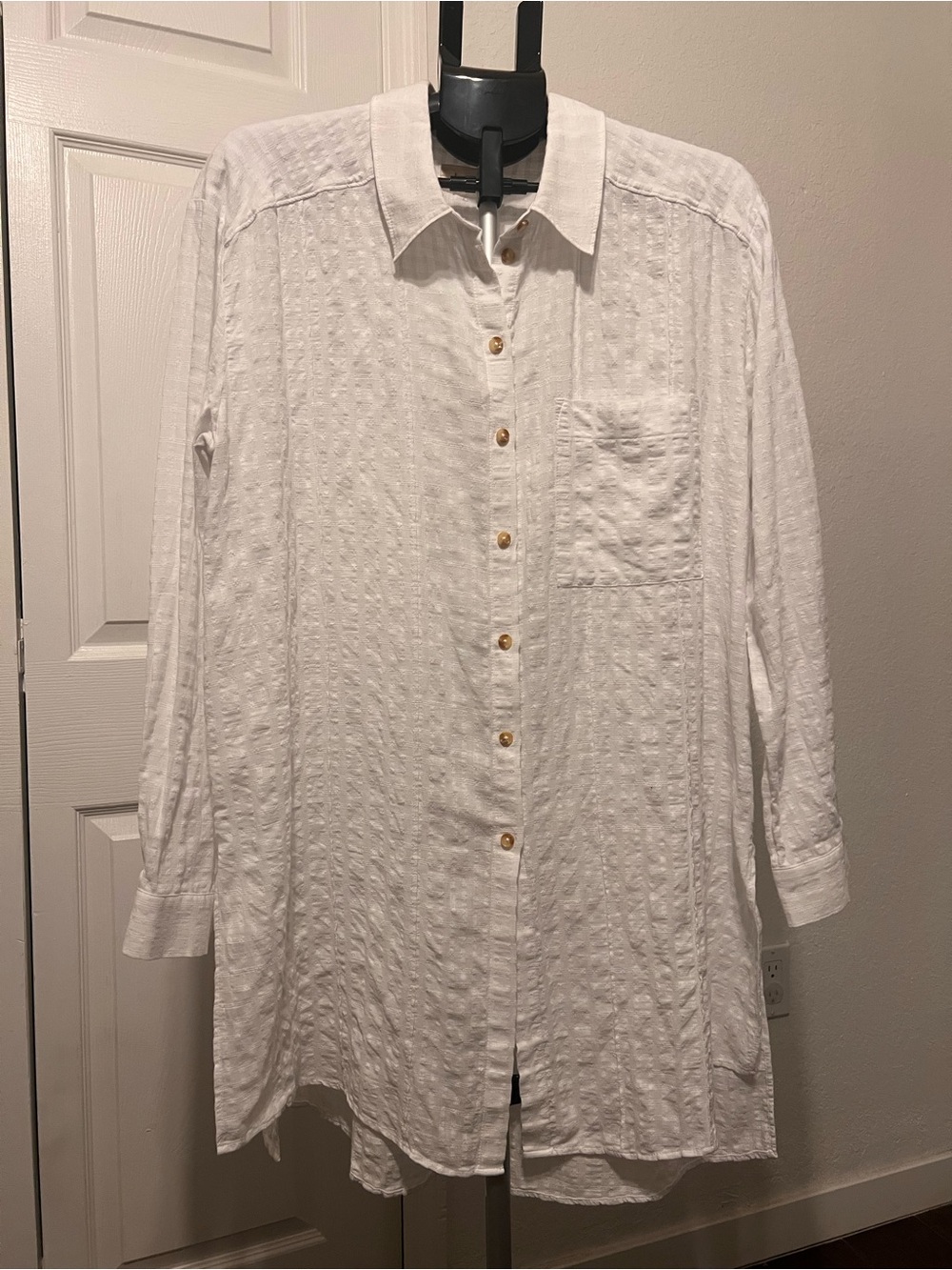 Anthropologie Textured Tunic Shirt XL NWOT Ivory Button Front